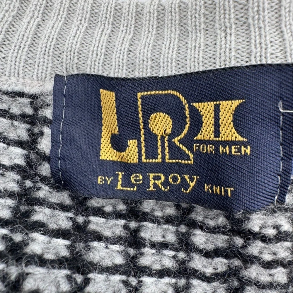 Le Roy Knit Men's XL Wool V-Neck Sweater Black Gray Patterned Long Sleeve - Picture 7 of 7